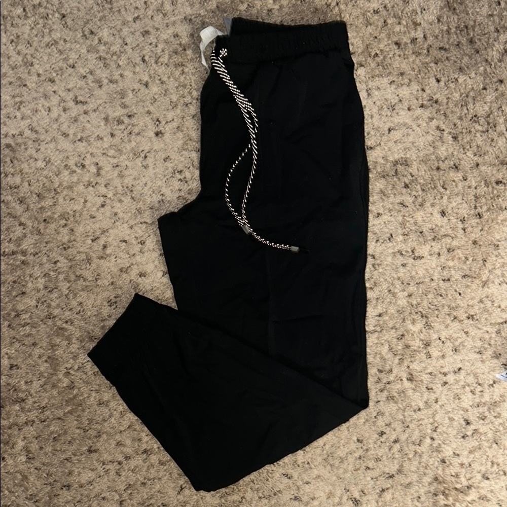 Fabletics joggers.